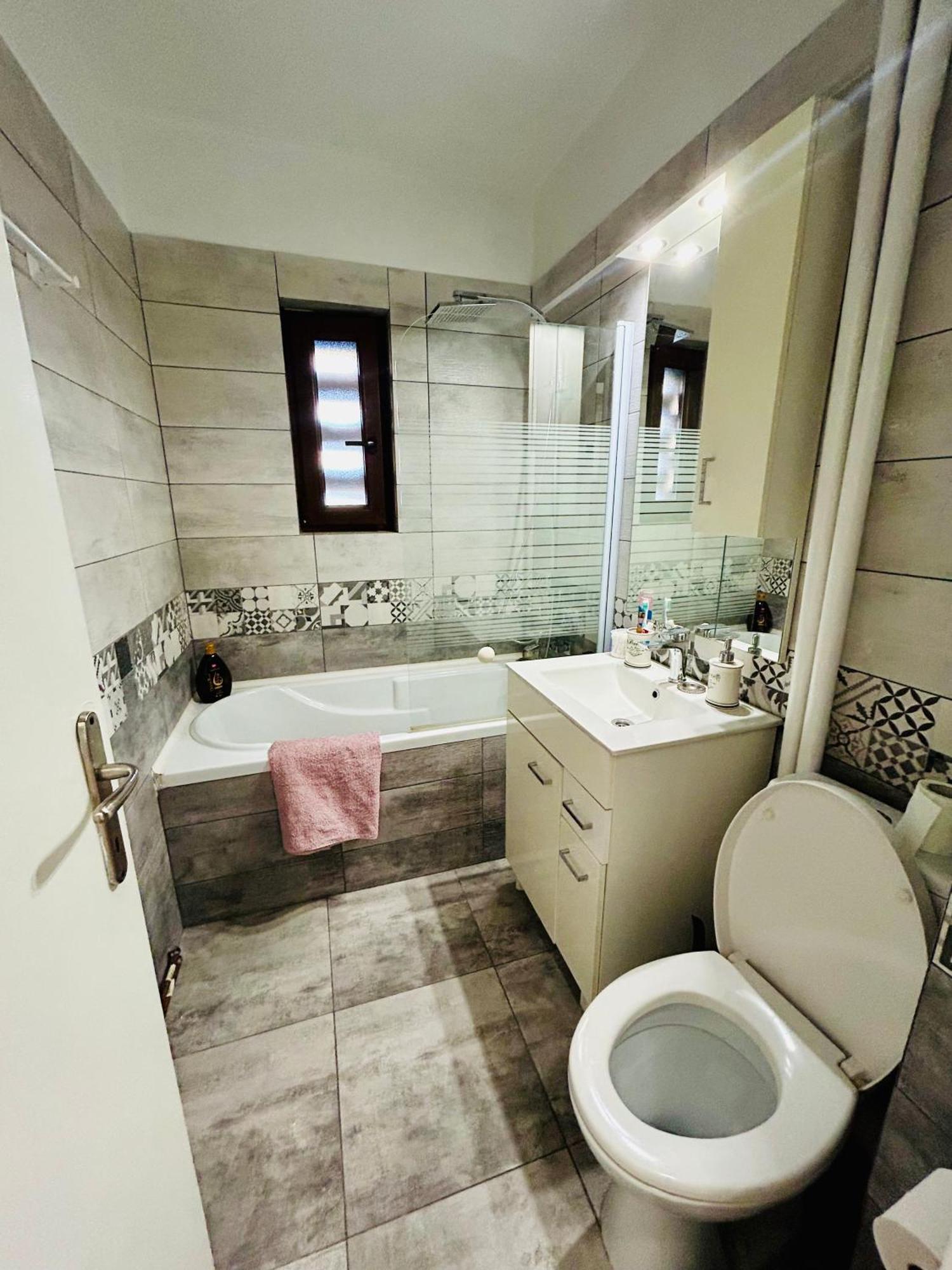Snug Apartament ヤシ エクステリア 写真